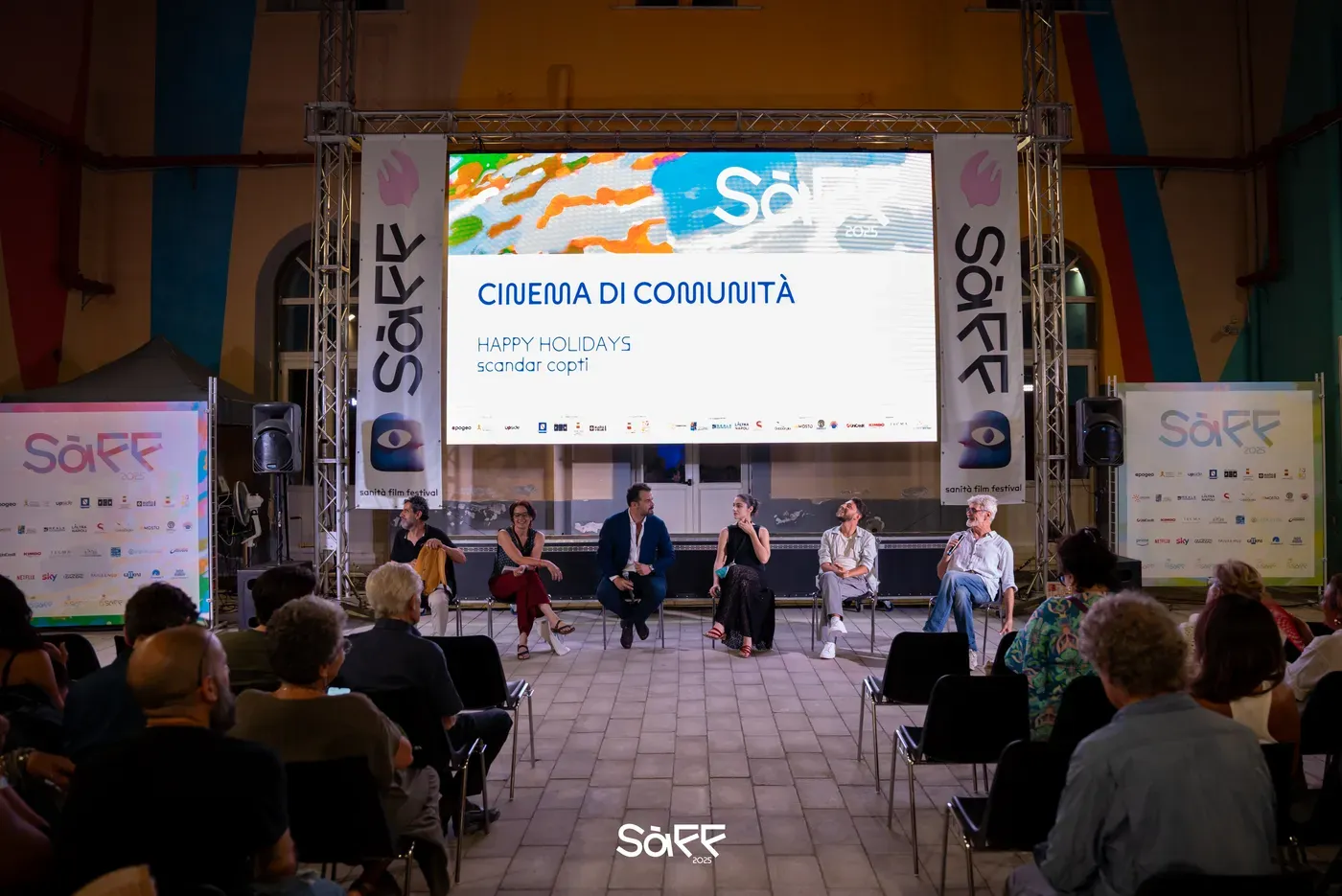 Copertina di Il cinema è comunità